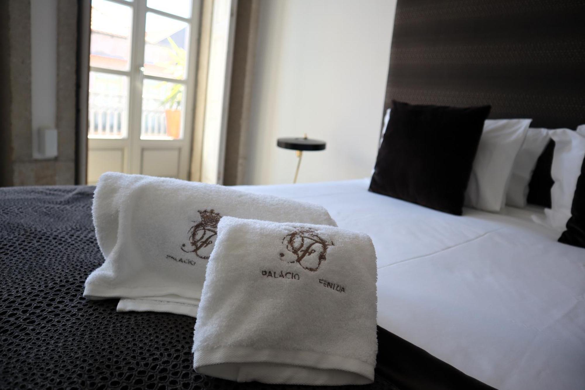 Palacio Fenizia Lux Apartments Porto Pokój zdjęcie