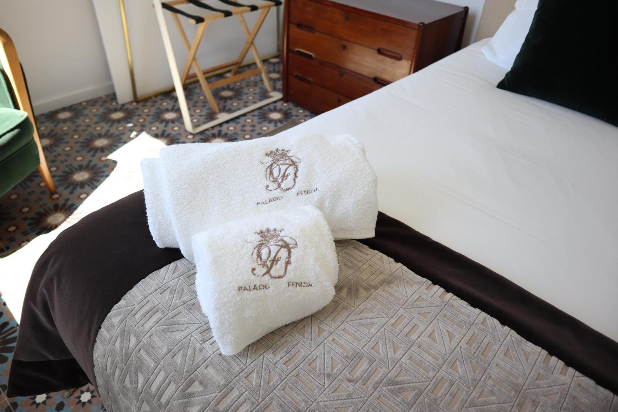 Palacio Fenizia Lux Apartments Porto Pokój zdjęcie